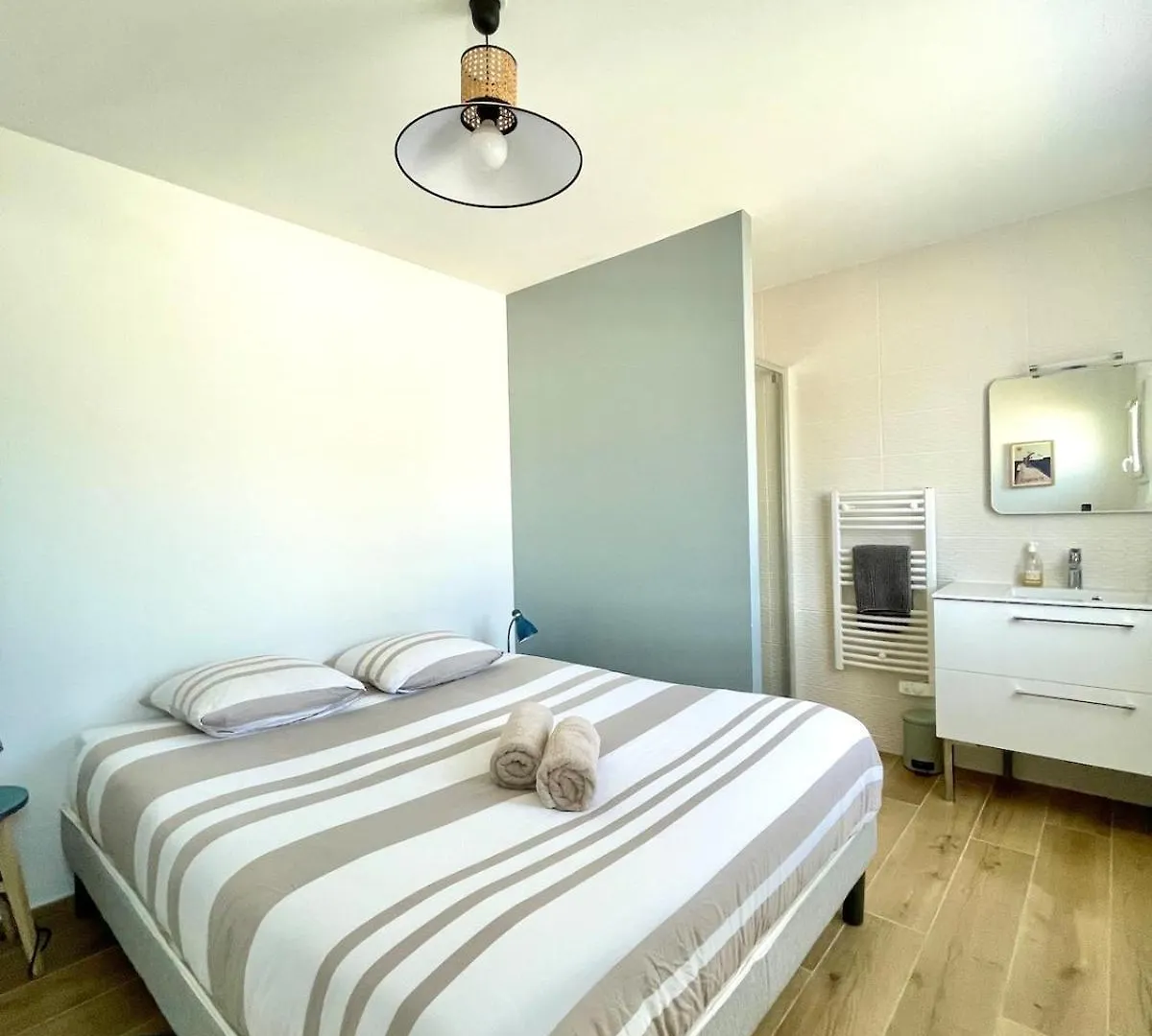 Maison Renovee En Centre-Ville, A 5 Min Des Plages Beaussais Sur Mer Tatil Evi